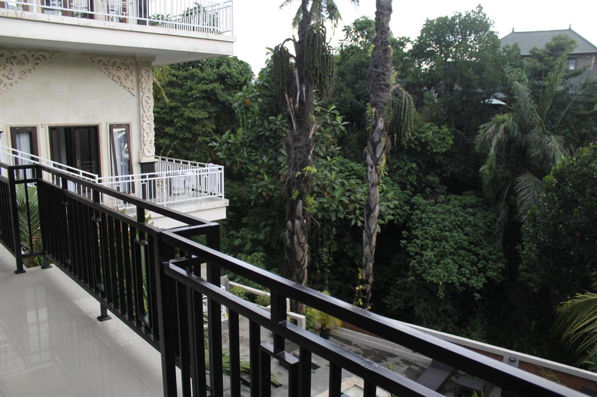 Hanaka Riverside Ubud Exterior photo