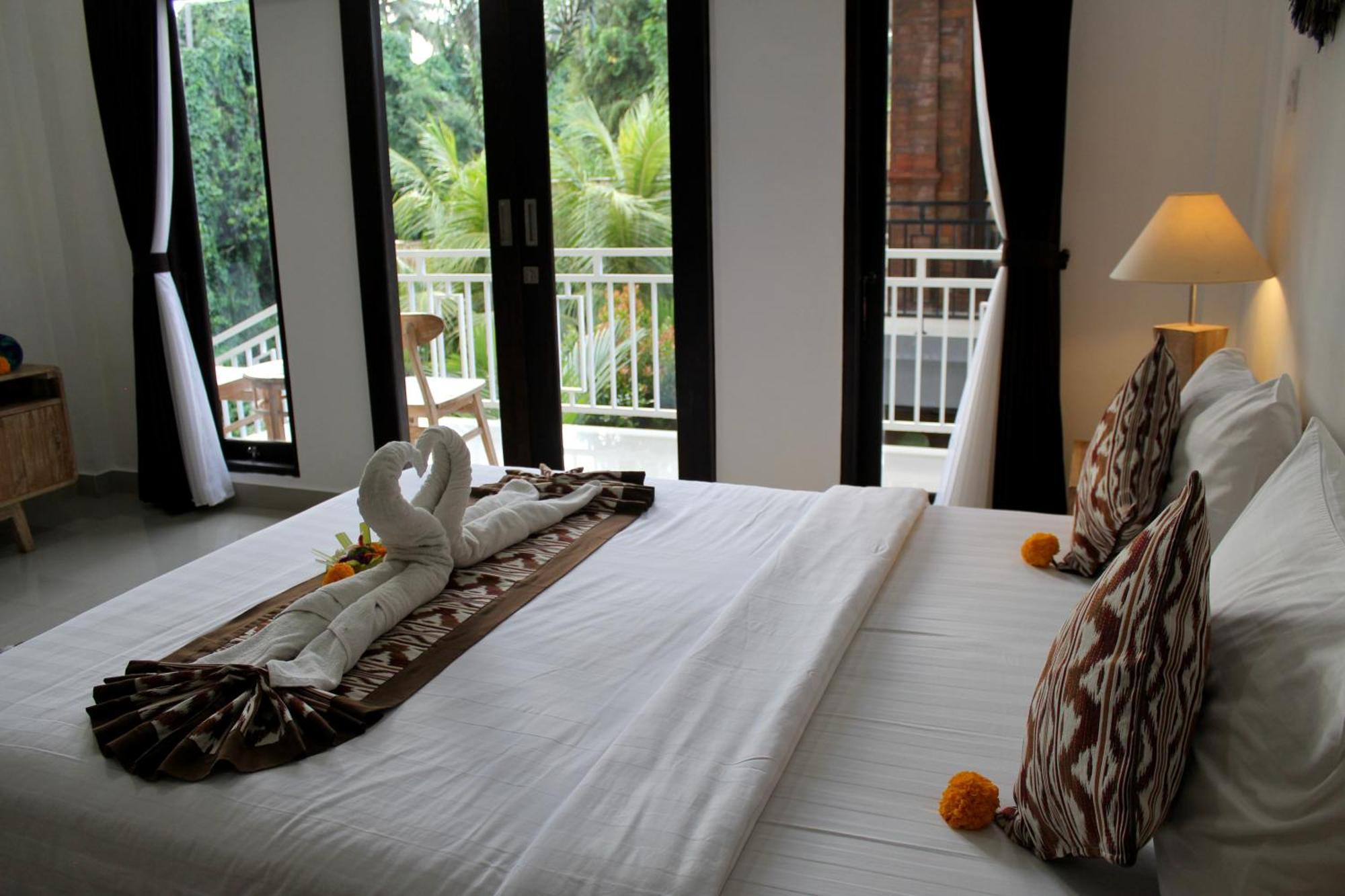 Hanaka Riverside Ubud Exterior photo
