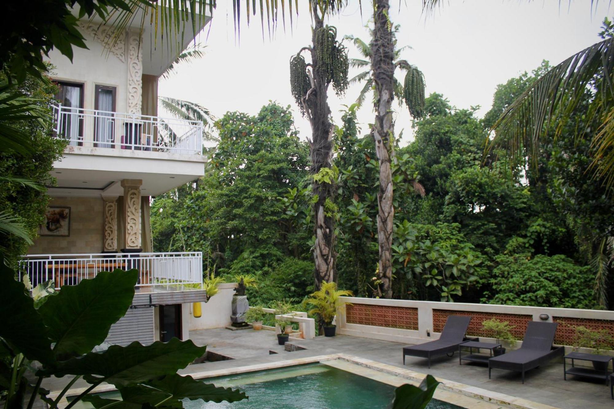Hanaka Riverside Ubud Exterior photo