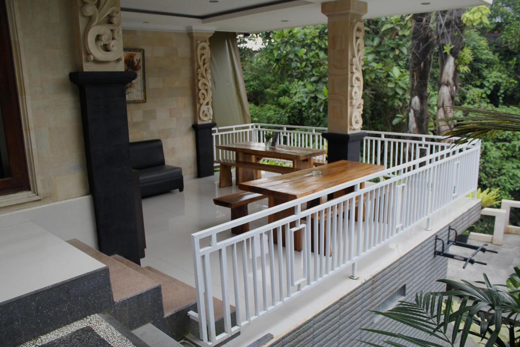 Hanaka Riverside Ubud Exterior photo